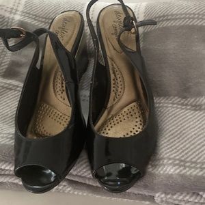 Elegant comfort medium hills sandal shoes